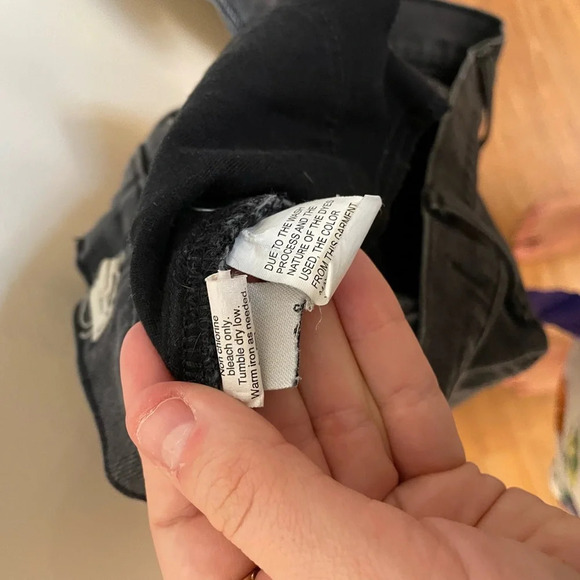 Madewell|| 2 for 1 Cut off shorts, Size 26 - Picture 15 of 15